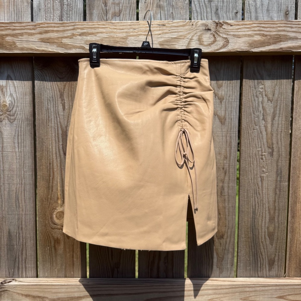 Lucy Paris Tan Faux Leather Ruched Mini Skirt Beige Slit Size M